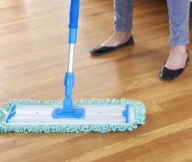 Cách bảo quản sàn gỗ để tăng tuổi thọ và trông như mới