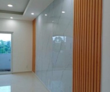 Nhận thi công tấm ốp PVC vân đá giá tốt