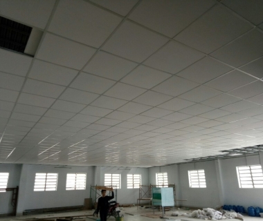 Thi Công Trần Thạch Cao La Phông Thả 600x600 Nhà Xưởng Giá Tốt