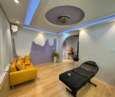 Thi công vách trang trí phòng khách bằng thạch cao